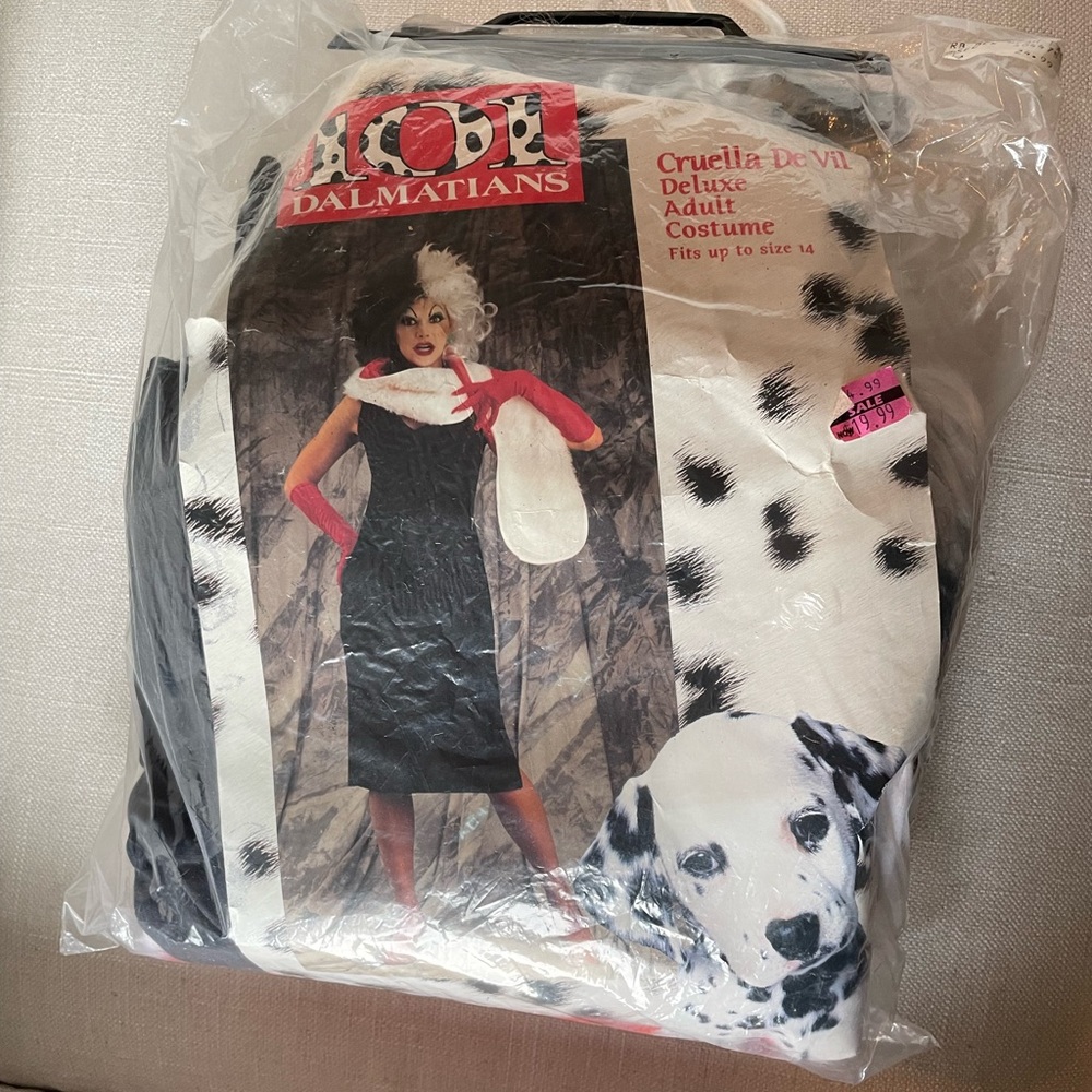 Womens Cruella De Vil Costume